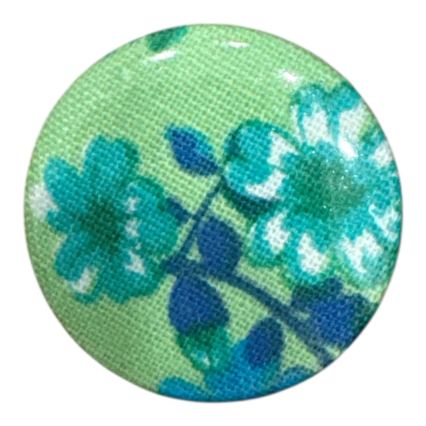 Lynette - Mini Button Pin