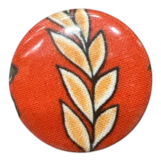 Vanessa - Small Button Pin