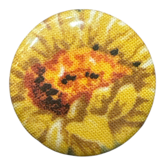 Ryleigh - Small Button Pin