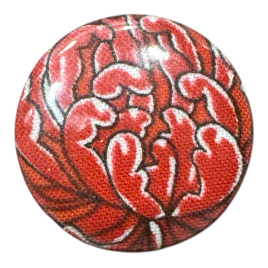 Vanessa - Small Button Pin