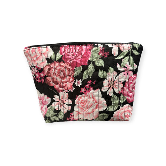 Paula - Medium Makeup Bag Quilted